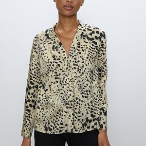 Aritzia Babaton Power Blouse size S
